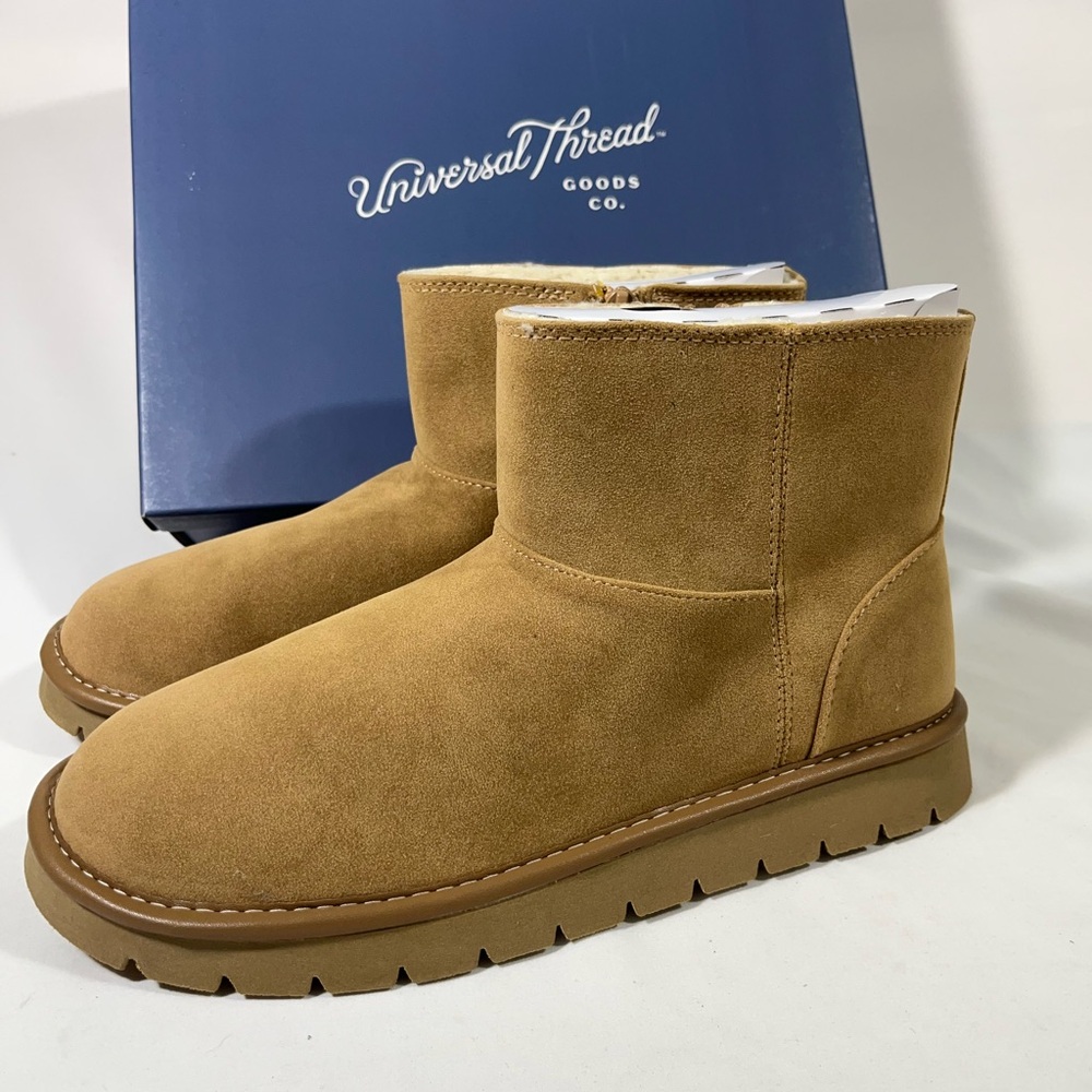 UNIVERSAL THREADS MAY SUEDE ANKLE BOOT WOMEN 9 TAN W/FAUX FUR‎ MEMORY FOAM SNOW
